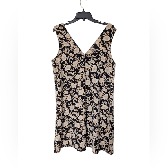 Express Floral Black and Cream Double V-Neckline Slip Shift Dress Size Large - Picture 2 of 7
